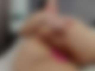 Laurel's Live Sex Cam Show