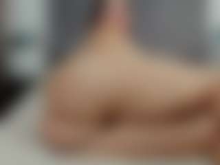 Laurel's Live Sex Cam Show