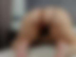 Laurel's Live Sex Cam Show