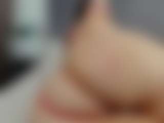 Live cam show with Laurel - Young Adult on EXY