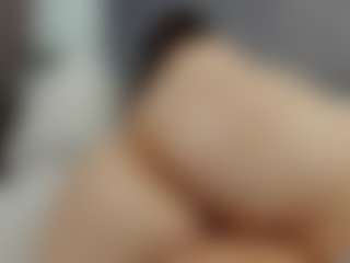 Laurel's Live Sex Cam Show