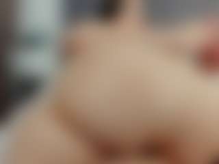 Laurel's Live Sex Cam Show