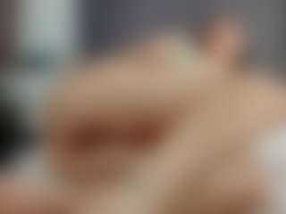 Laurel's Live Sex Cam Show
