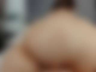 Laurel's Live Sex Cam Show