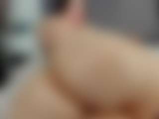 Laurel's Live Sex Cam Show