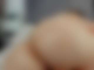 Laurel's Live Sex Cam Show