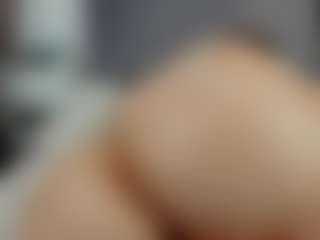 Laurel's Live Sex Cam Show
