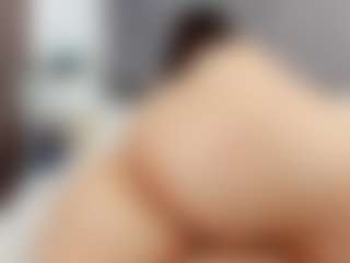 Laurel's Live Sex Cam Show