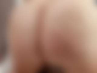 Laurel's Live Sex Cam Show
