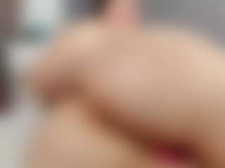 Laurel's Live Sex Cam Show