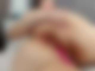 Laurel's Live Sex Cam Show