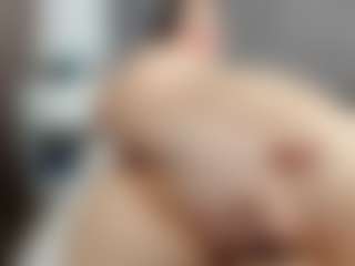 Laurel's Live Sex Cam Show