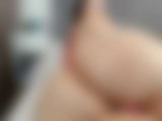 Laurel's Live Sex Cam Show