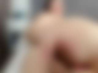 Laurel's Live Sex Cam Show