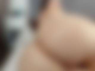Laurel's Live Sex Cam Show