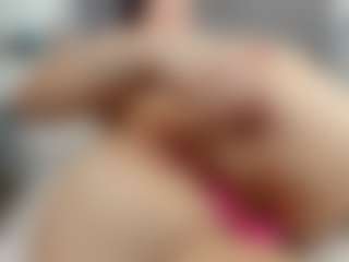 Laurel's Live Sex Cam Show