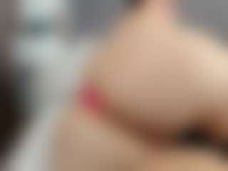 Laurel's Live Sex Cam Show