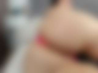 Laurel's Live Sex Cam Show