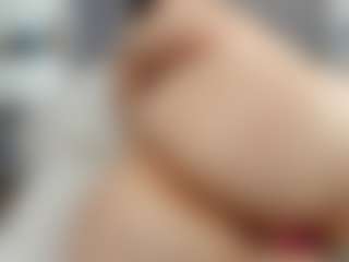 Laurel's Live Sex Cam Show