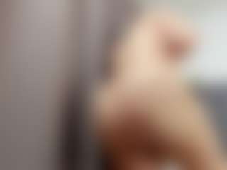 Laurel's Live Sex Cam Show
