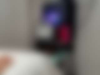 Laurel's Live Sex Cam Show