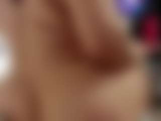 Laurel's Live Sex Cam Show