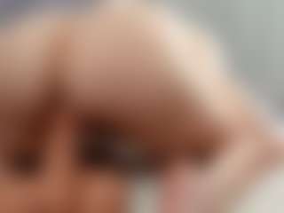 Laurel's Live Sex Cam Show