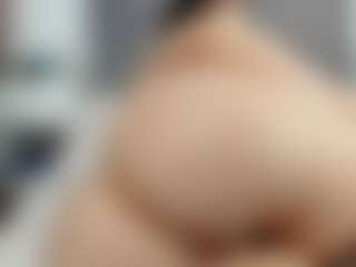 Laurel's Live Sex Cam Show