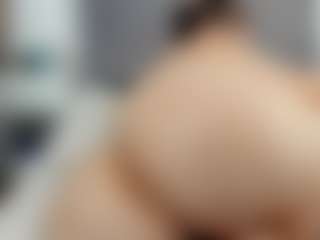 Laurel's Live Sex Cam Show