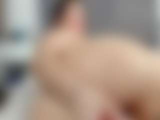Laurel's Live Sex Cam Show