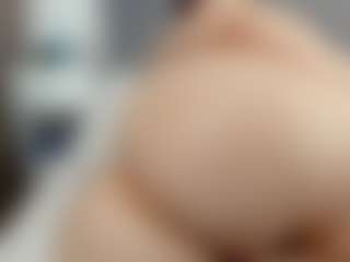 Laurel's Live Sex Cam Show