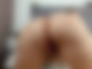 Laurel's Live Sex Cam Show