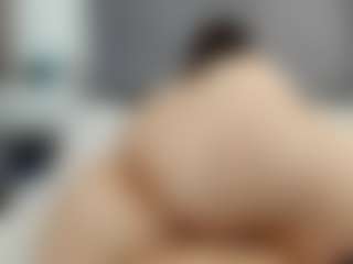Laurel's Live Sex Cam Show