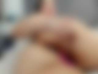 Laurel's Live Sex Cam Show