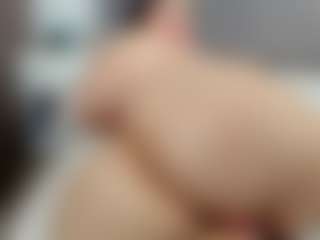 Laurel's Live Sex Cam Show