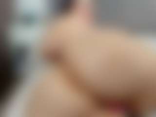 Laurel's Live Sex Cam Show