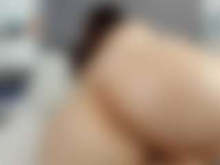 Laurel's Live Sex Cam Show