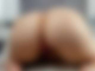 Laurel's Live Sex Cam Show