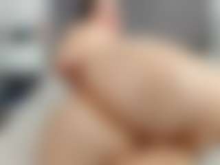 Laurel's Live Sex Cam Show