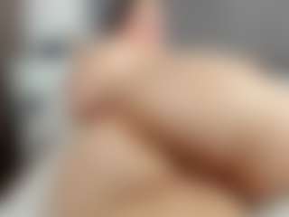Laurel's Live Sex Cam Show