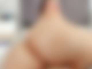 Laurel's Live Sex Cam Show