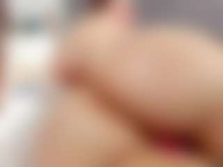 Laurel's Live Sex Cam Show