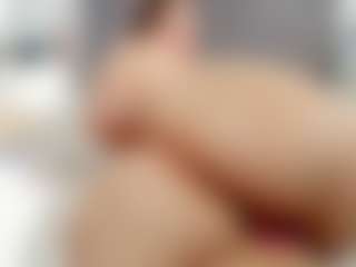 Laurel's Live Sex Cam Show