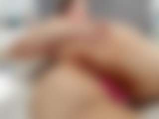 Laurel's Live Sex Cam Show