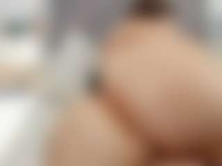 Laurel's Live Sex Cam Show