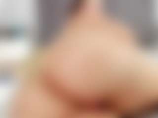Laurel's Live Sex Cam Show