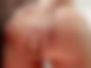 Laurel's Live Sex Cam Show