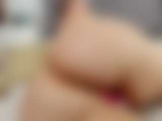 Laurel's Live Sex Cam Show