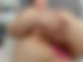 Laurel's Live Sex Cam Show