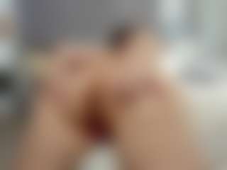 Laurel's Live Sex Cam Show